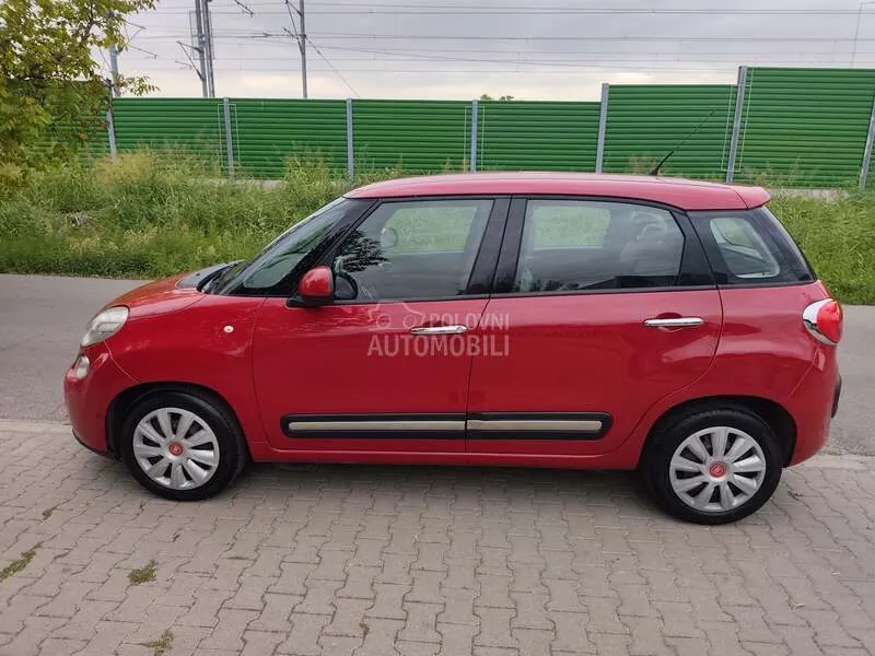 Fiat 500L 2013 photo 2