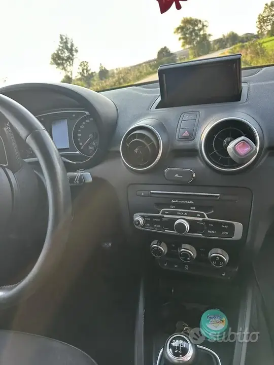Audi A1 2016 photo 2