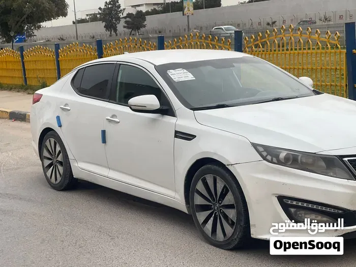 Kia K5 2013 photo 2