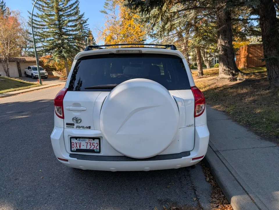 Toyota Rav4 2007 photo 4