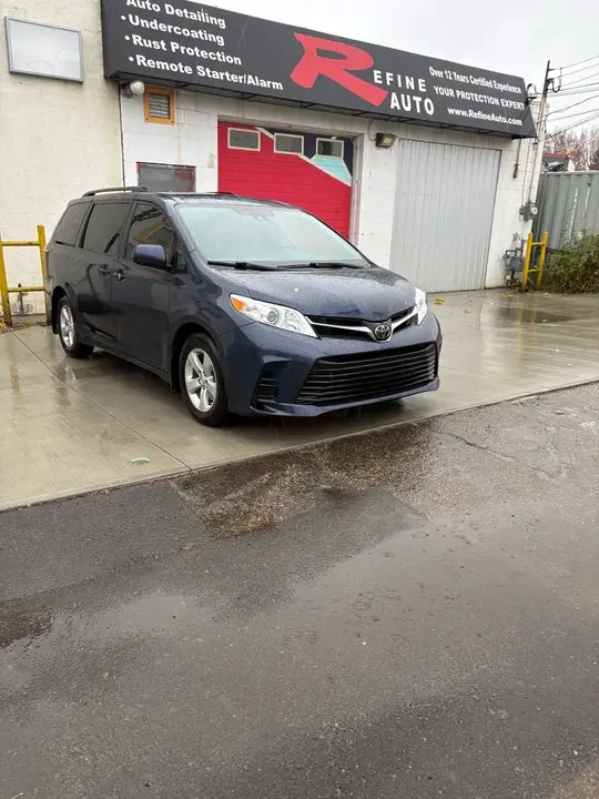 Toyota Sienna 2018 photo 4