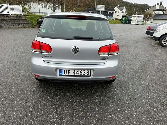 Volkswagen Golf Vi 2010 photo 3