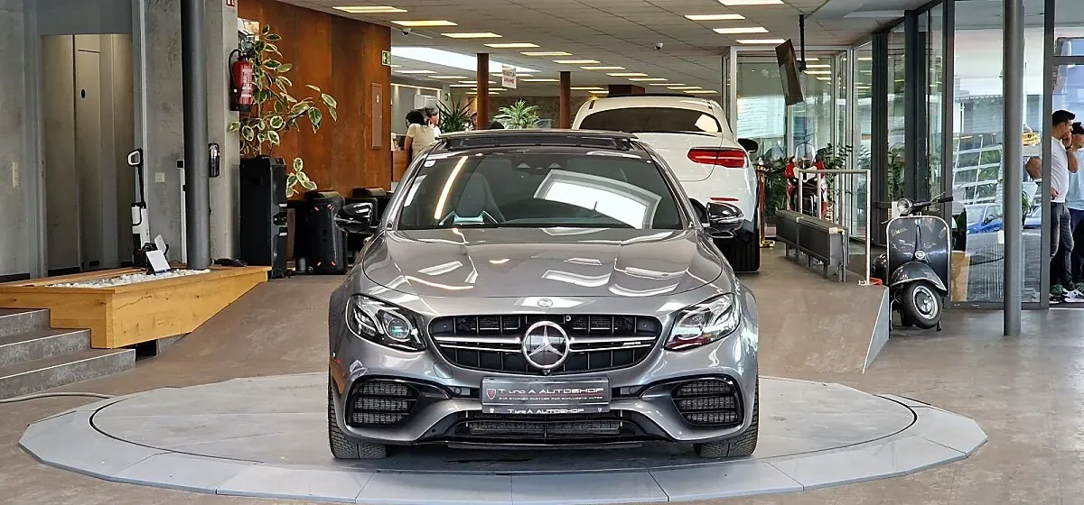 Mercedes-Benz E-Class 2019 photo 2