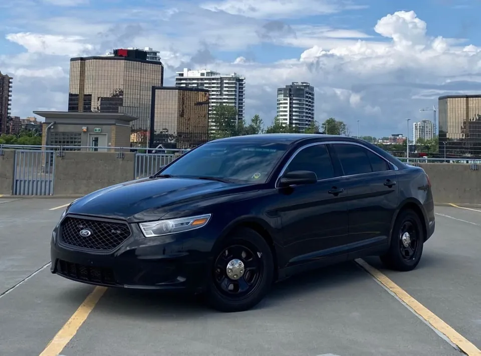 Ford Taurus