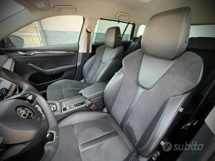 Skoda Octavia 2024 photo 4