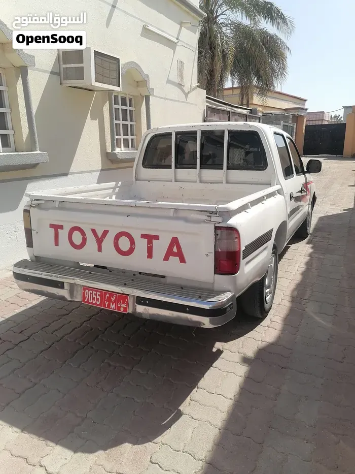 Toyota Hilux 1999 photo 4