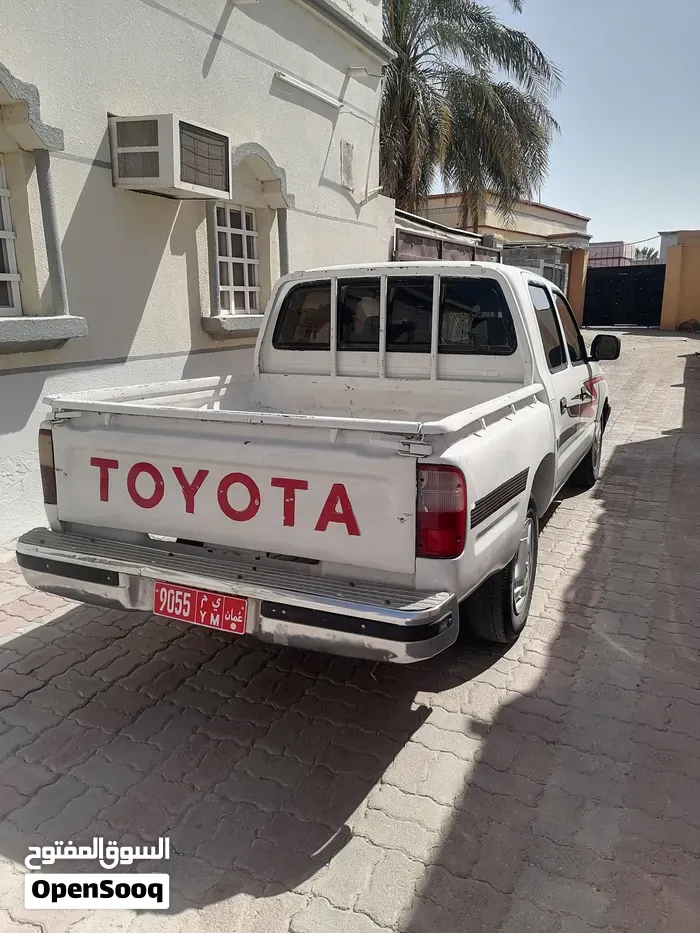 Toyota Hilux 1999 photo 3
