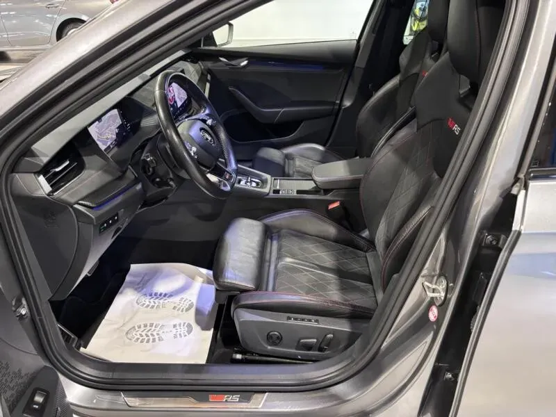 Skoda Octavia 2024 photo 3