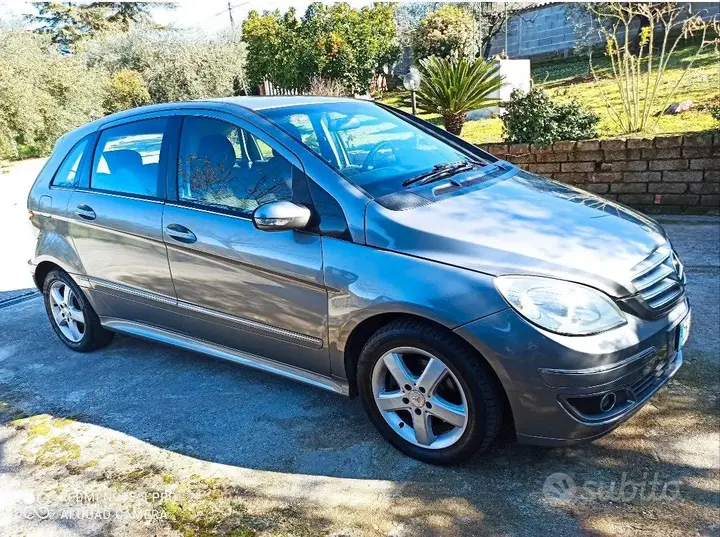 Mercedes-Benz B-Class 2008 photo 3