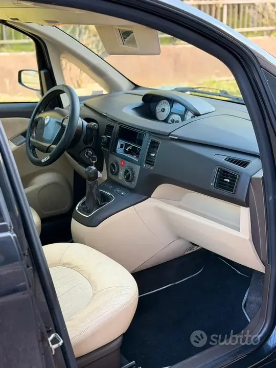 Lancia Musa 2005 photo 4