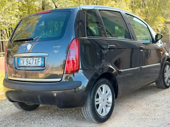Lancia Musa 2005 photo 3