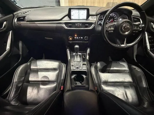 Mitsubishi Atenza 2017 photo 3