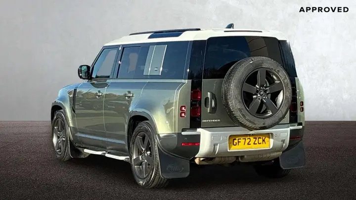 Land Rover Defender 110 2022 photo 2