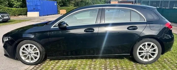Mercedes-Benz A180D 2018 photo 5