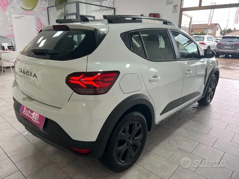 Dacia Sandero Stepway 2023 photo 3