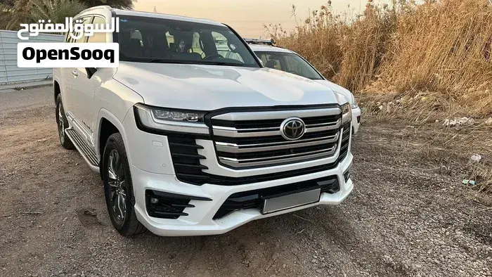 Toyota Land Cruiser 2023 photo 2