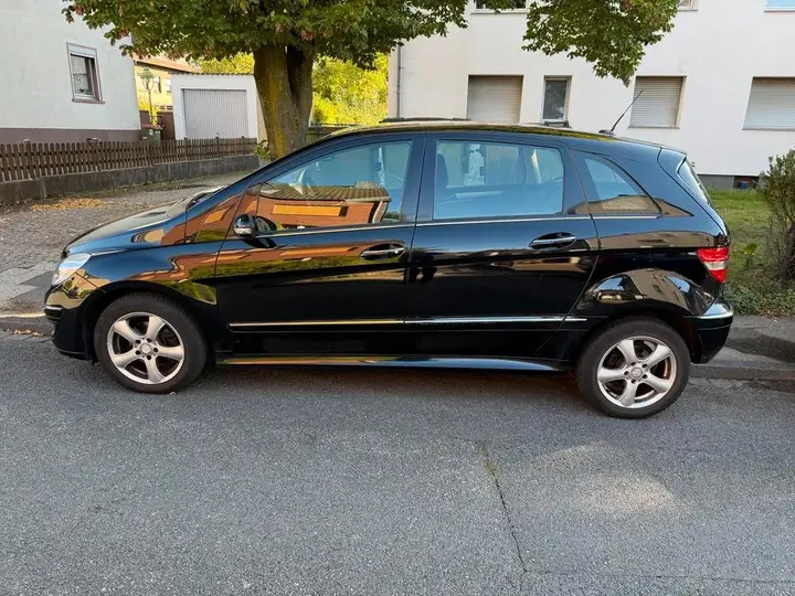 Mercedes-Benz B 150