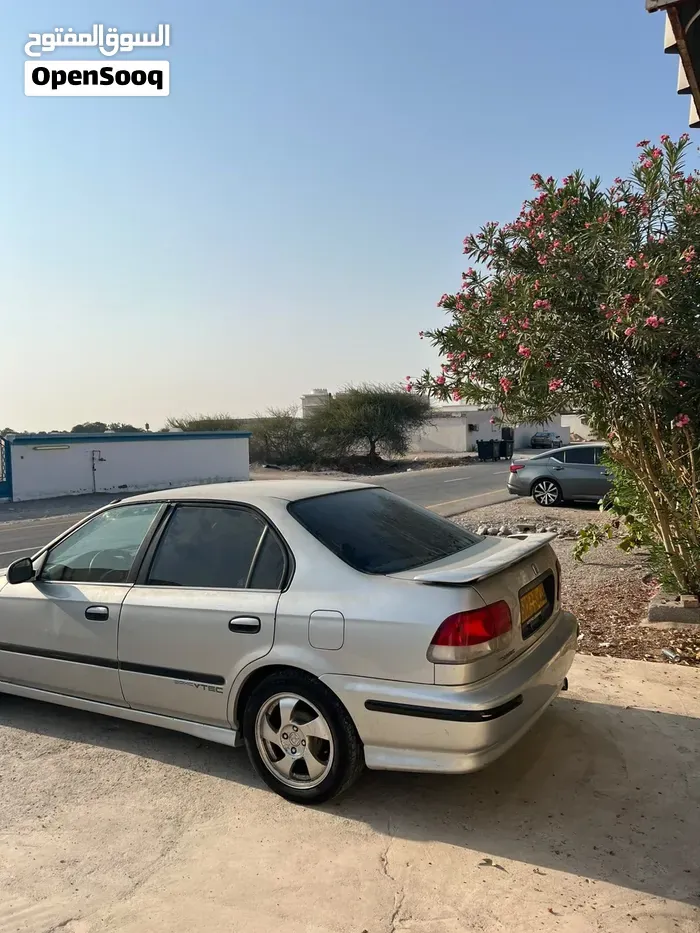Honda Civic 1998 photo 2