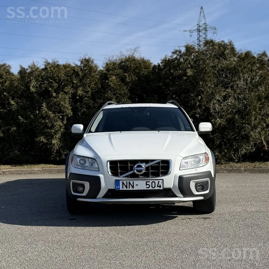 Volvo Xc70 2013 photo 2