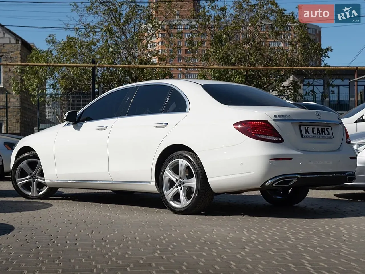 Mercedes-Benz E-Class 2017 photo 3