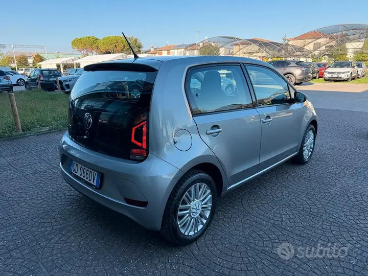 Volkswagen Up 2020 photo 5