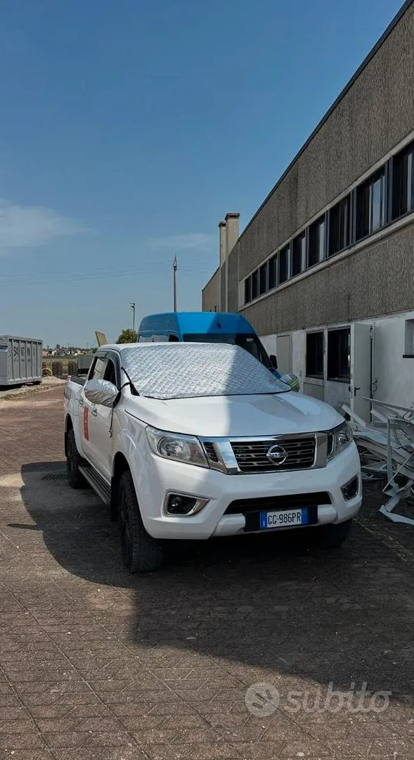 Nissan Navara 2021 photo 2