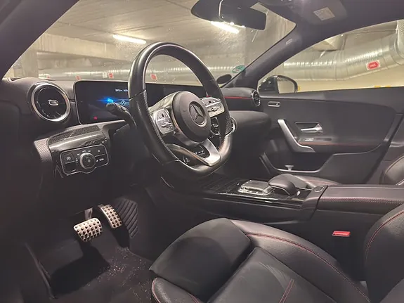 Mercedes-Benz A200 2018 photo 5