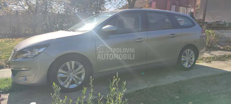 Peugeot 308 2015 photo 2
