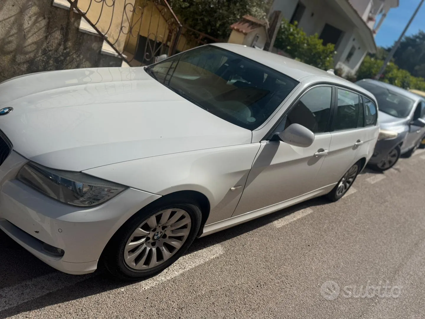 BMW 320 2009 photo 5
