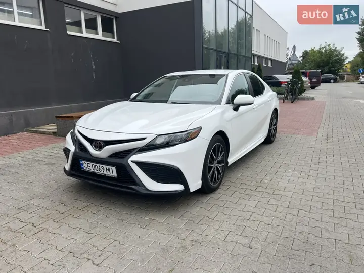 Toyota Camry 2020 photo 3