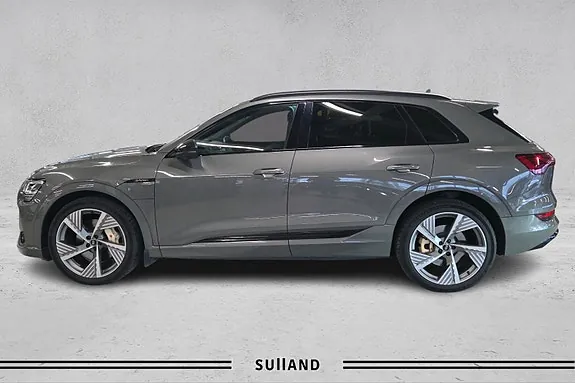 Audi E-Tron 2022 photo 2