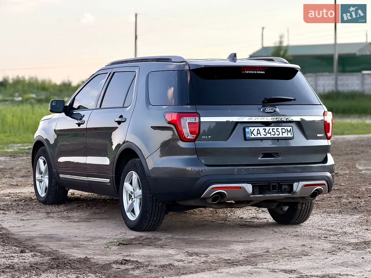 Ford Explorer 2015 photo 3