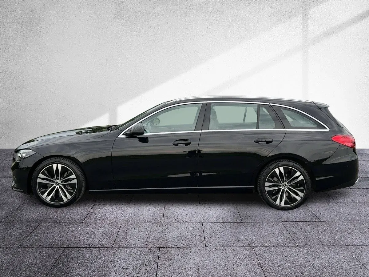 Mercedes-Benz C-Class 2022 photo 3