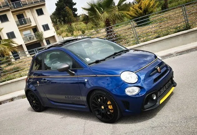 Abarth 595 Competizione 2017 photo 4