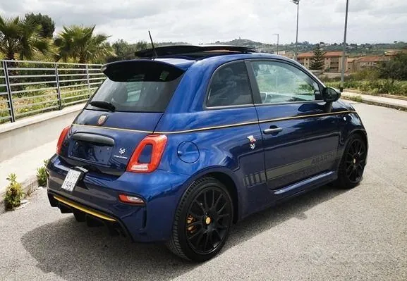 Abarth 595 Competizione 2017 photo 2