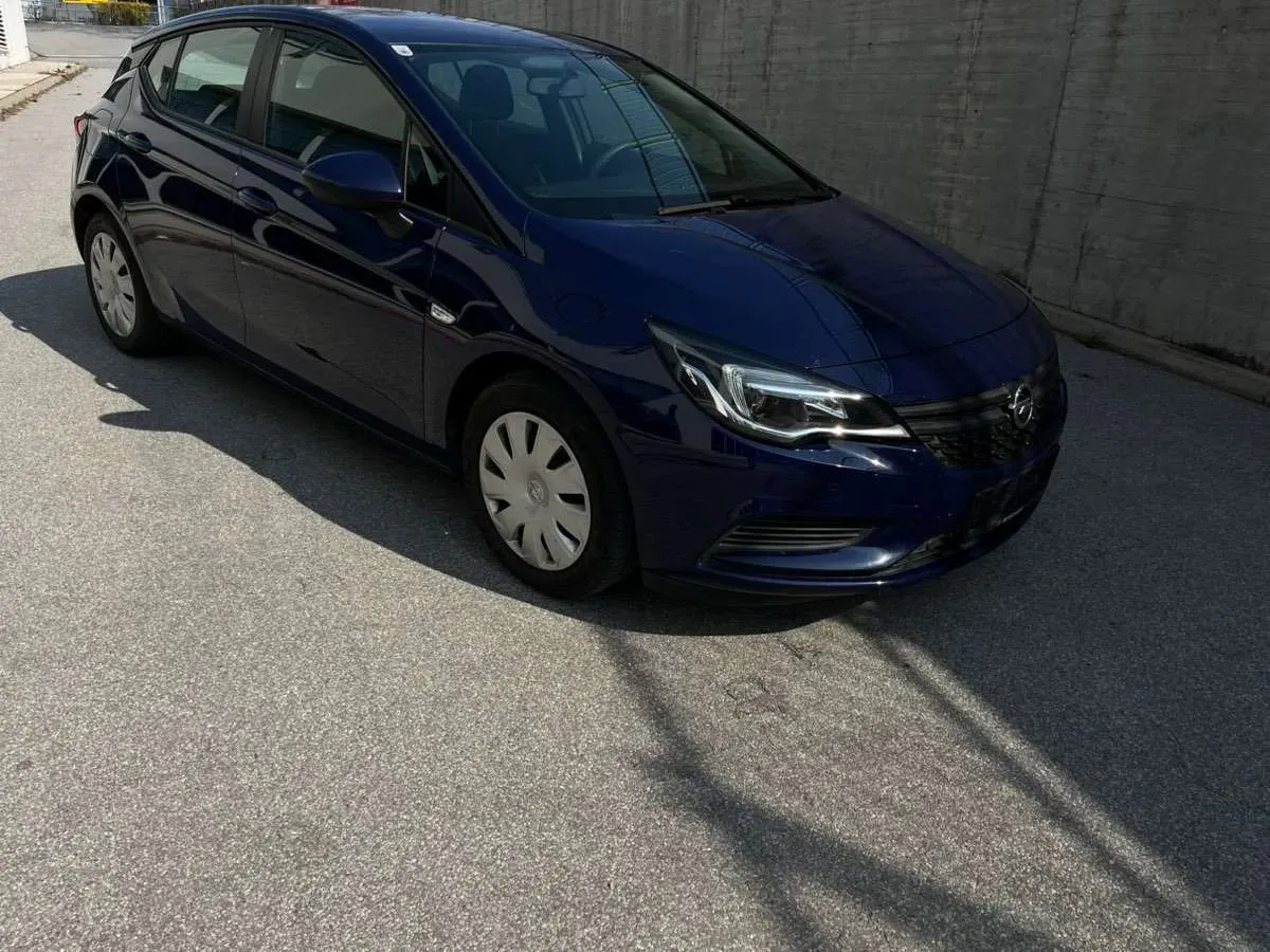 Opel Astra 2017 photo 3