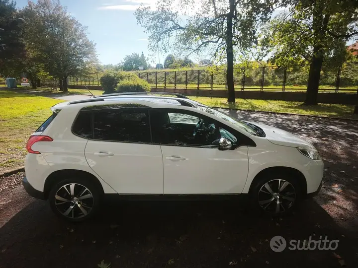 Peugeot 2008 2014 photo 5