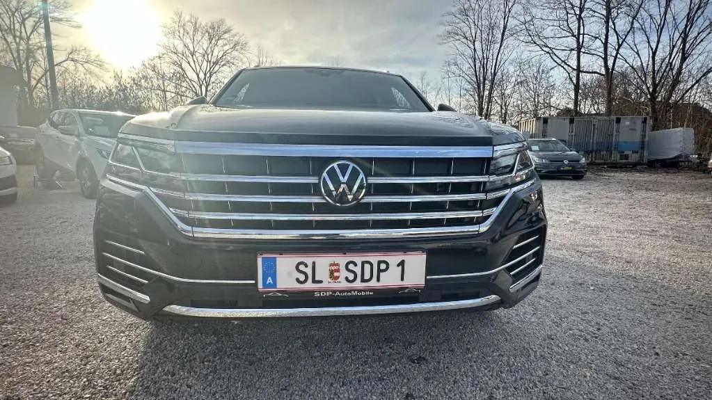 Volkswagen Touareg 2020 photo 3