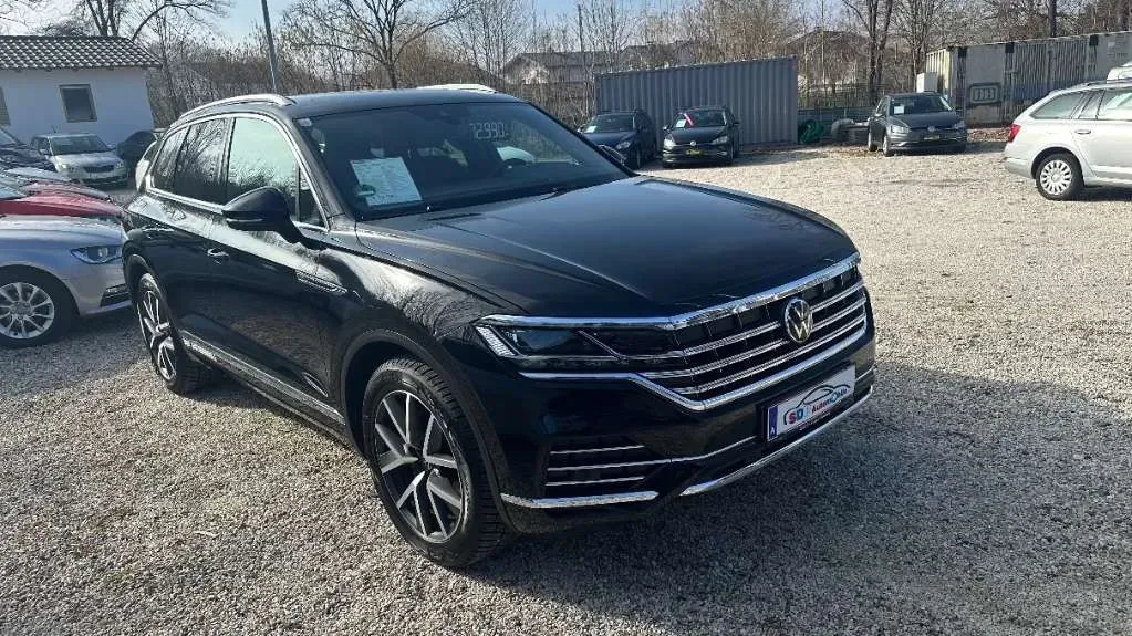 Volkswagen Touareg