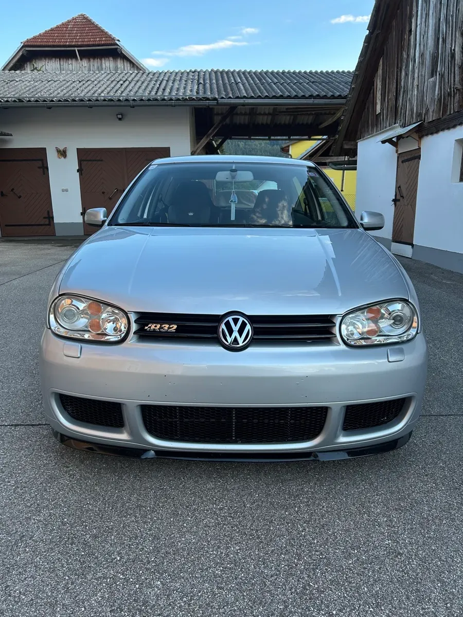 Volkswagen Golf 2002 photo 3