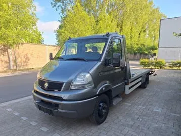 Renault Mascott