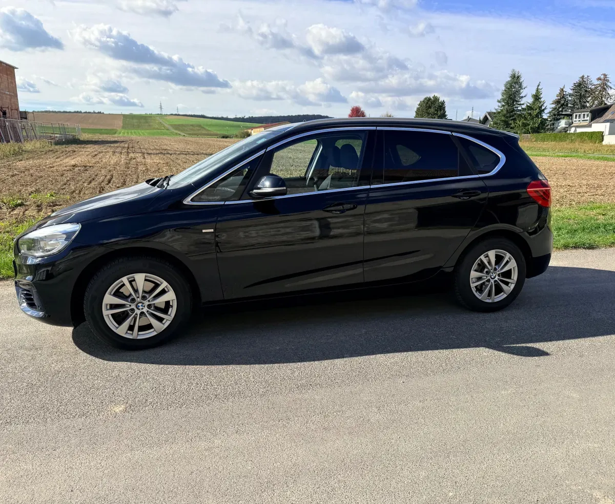 BMW 2 Series 2015 photo 2