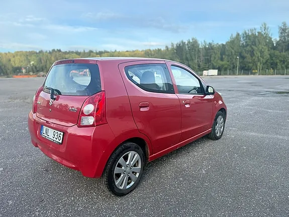 Suzuki Alto 2010 photo 2