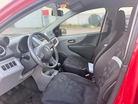 Suzuki Alto 2010 photo 4