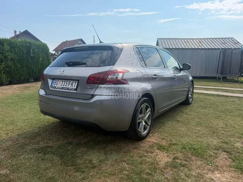 Peugeot 308 2015 photo 4