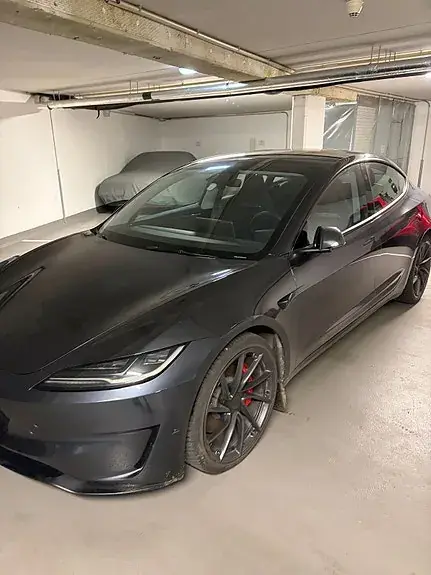 Tesla Model 3 2025 photo 5