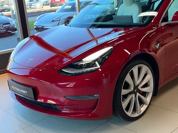 Tesla Model 3 2019 photo 2