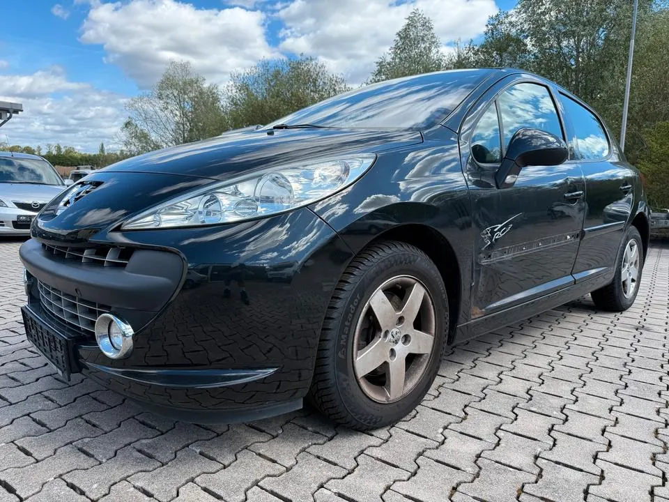 Peugeot 207
