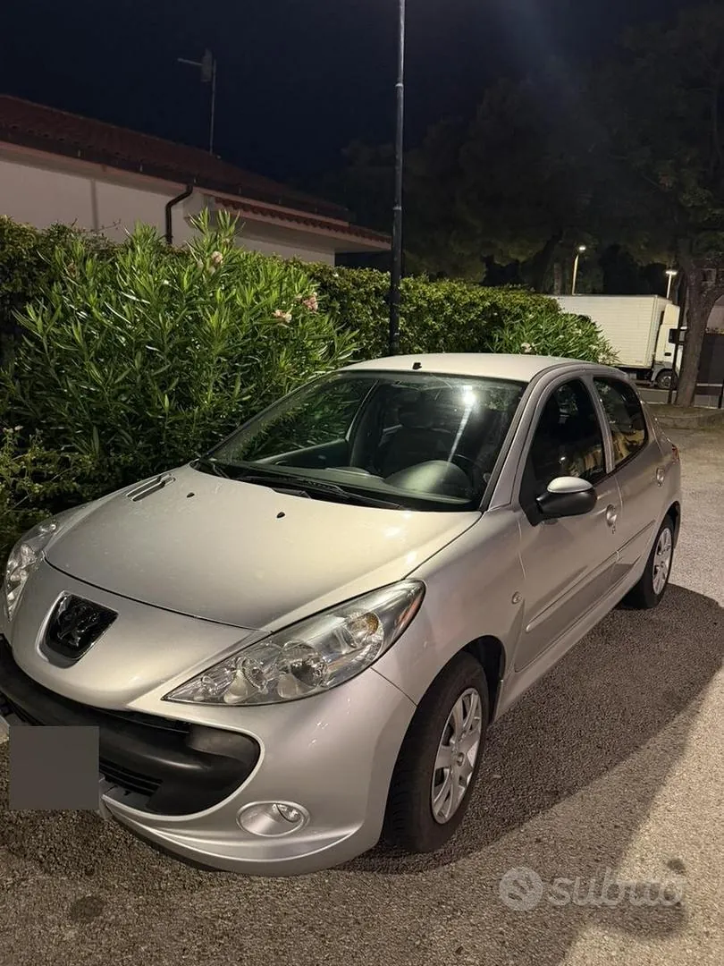 Peugeot 206