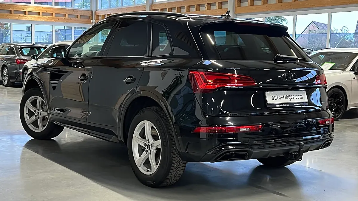 Audi Q5 2024 photo 3